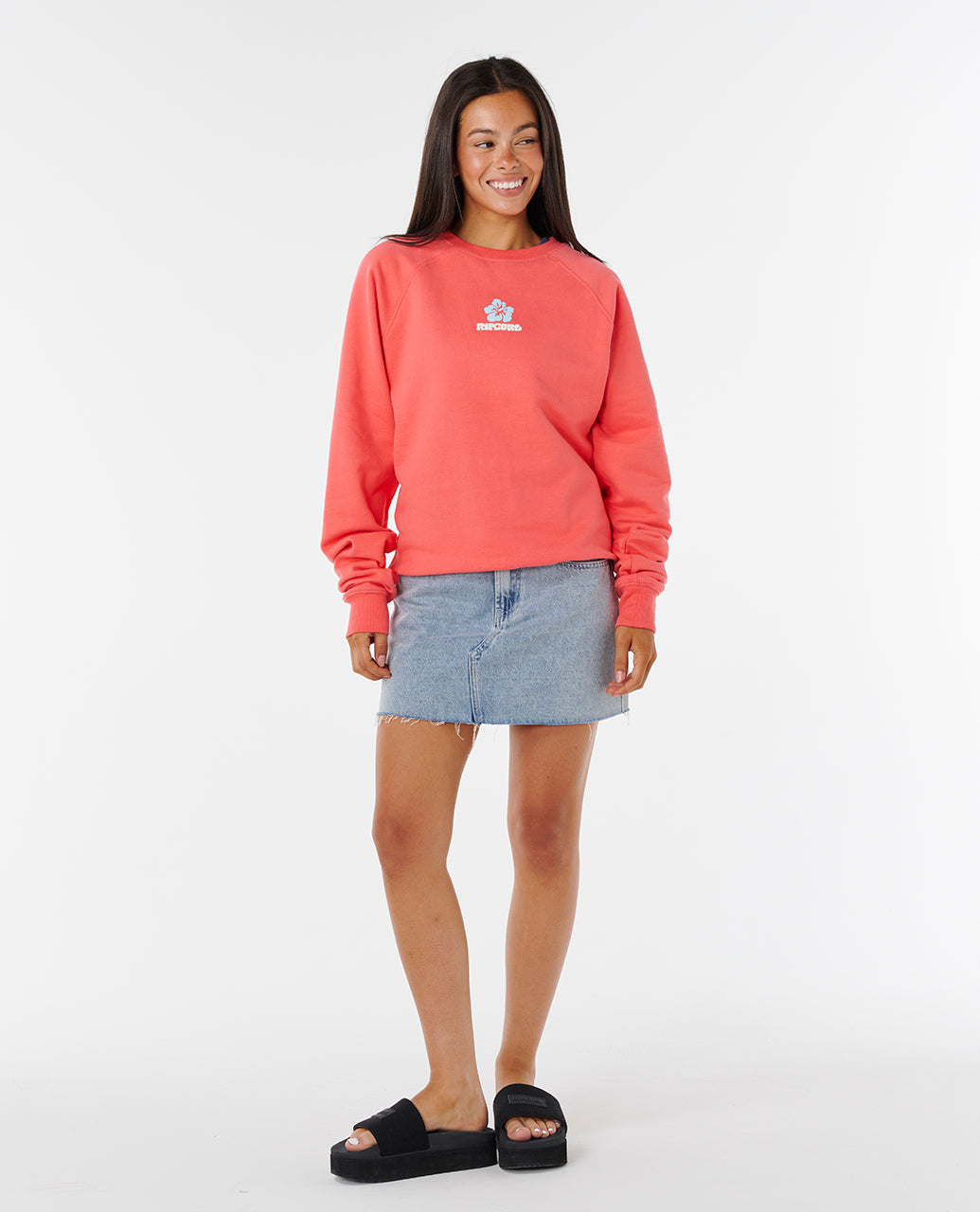 LUXE SURF RAGLAN RELAXED CREW