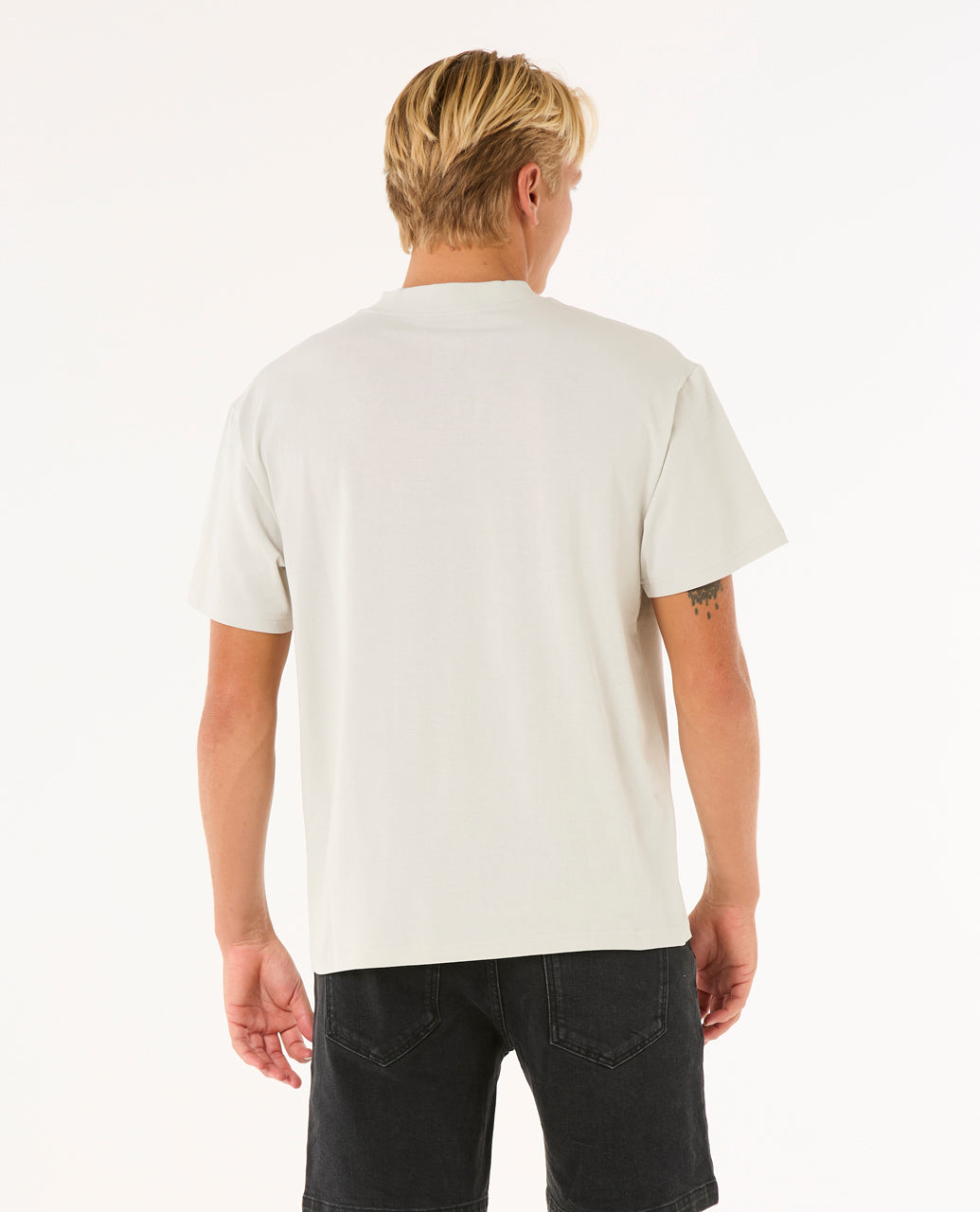 SEARCH EMBROIDERY TEE