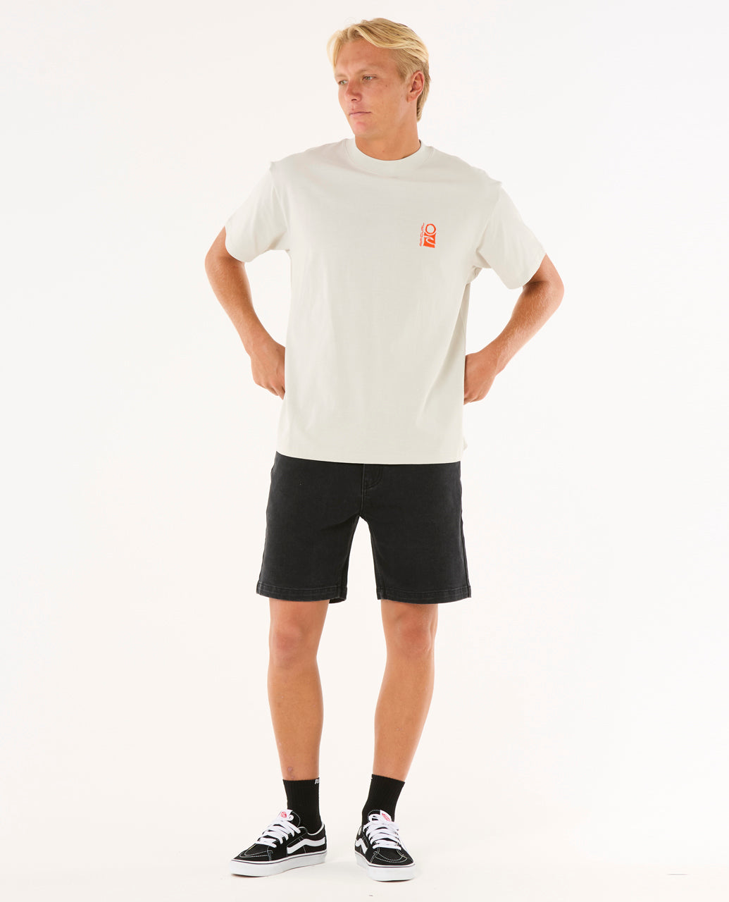 SEARCH EMBROIDERY TEE