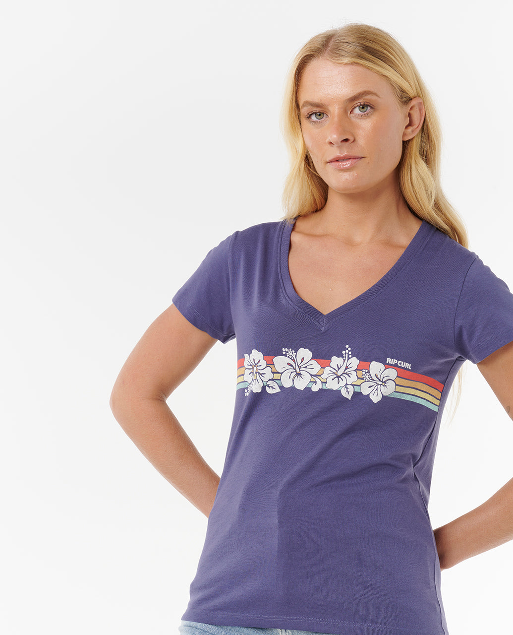 KEEPSAKES V-NECK TEE