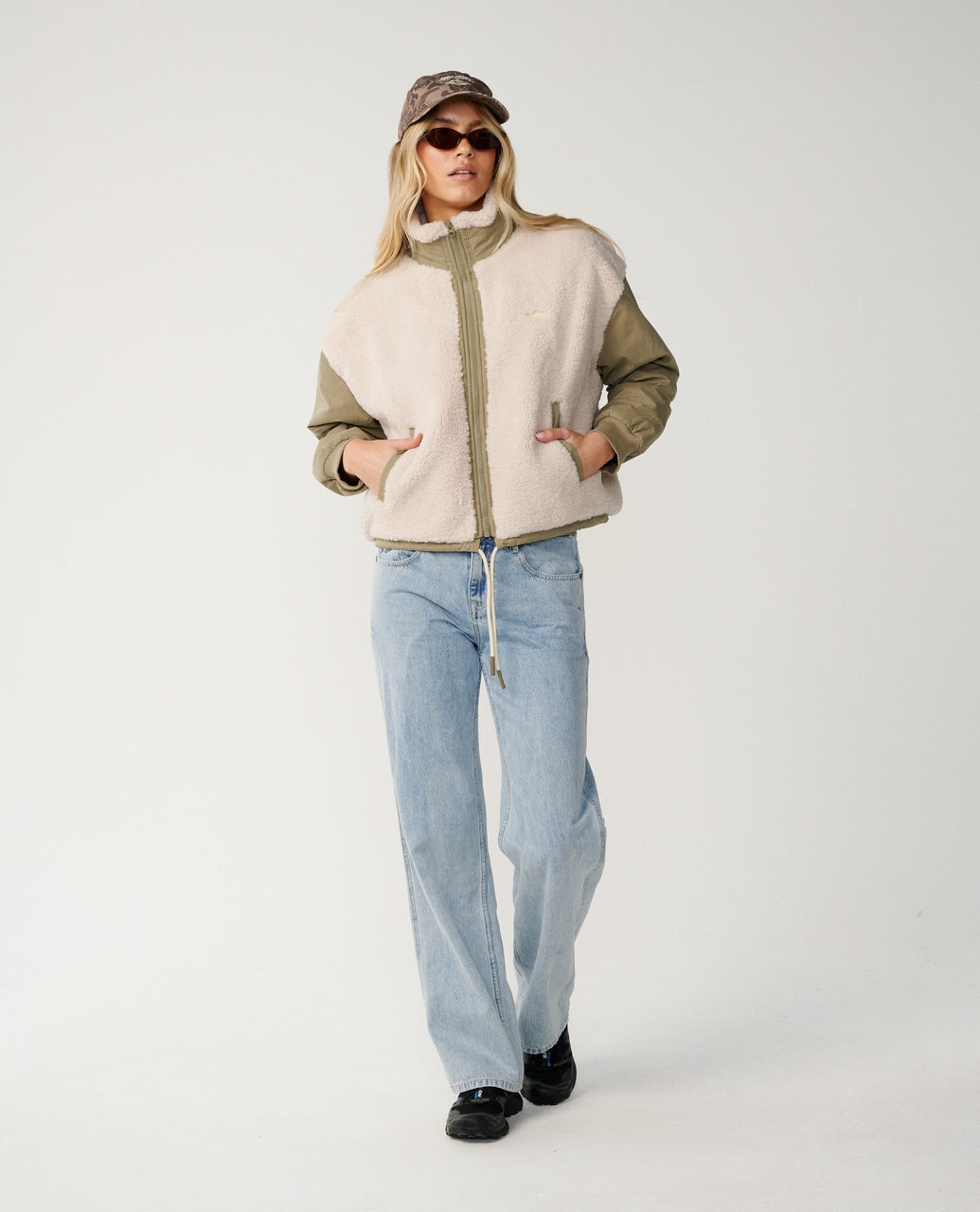 VENTURE SHERPA JACKET