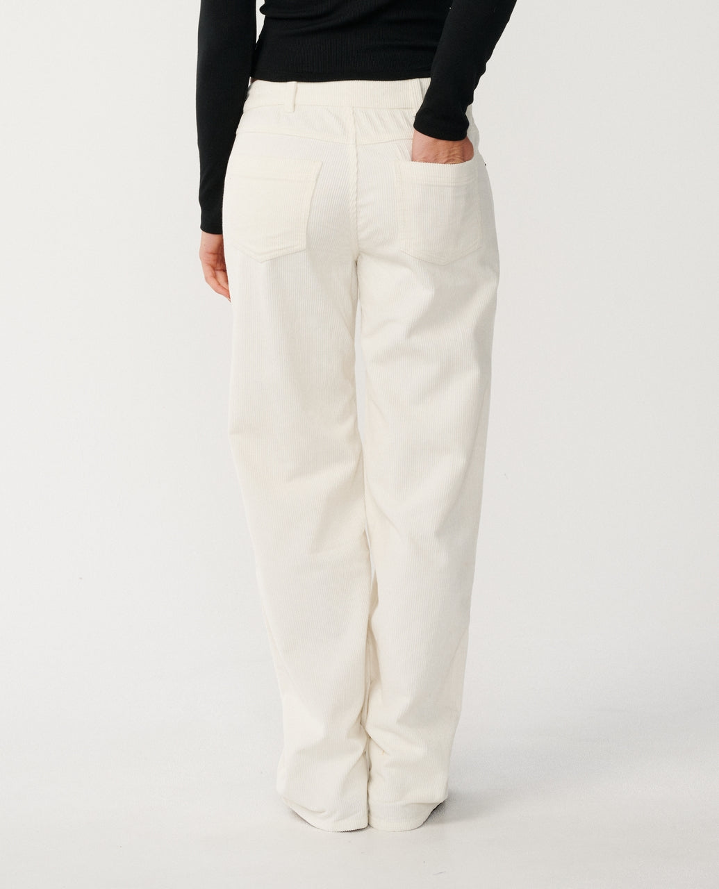 AGGIE CORD RELAXED PANT