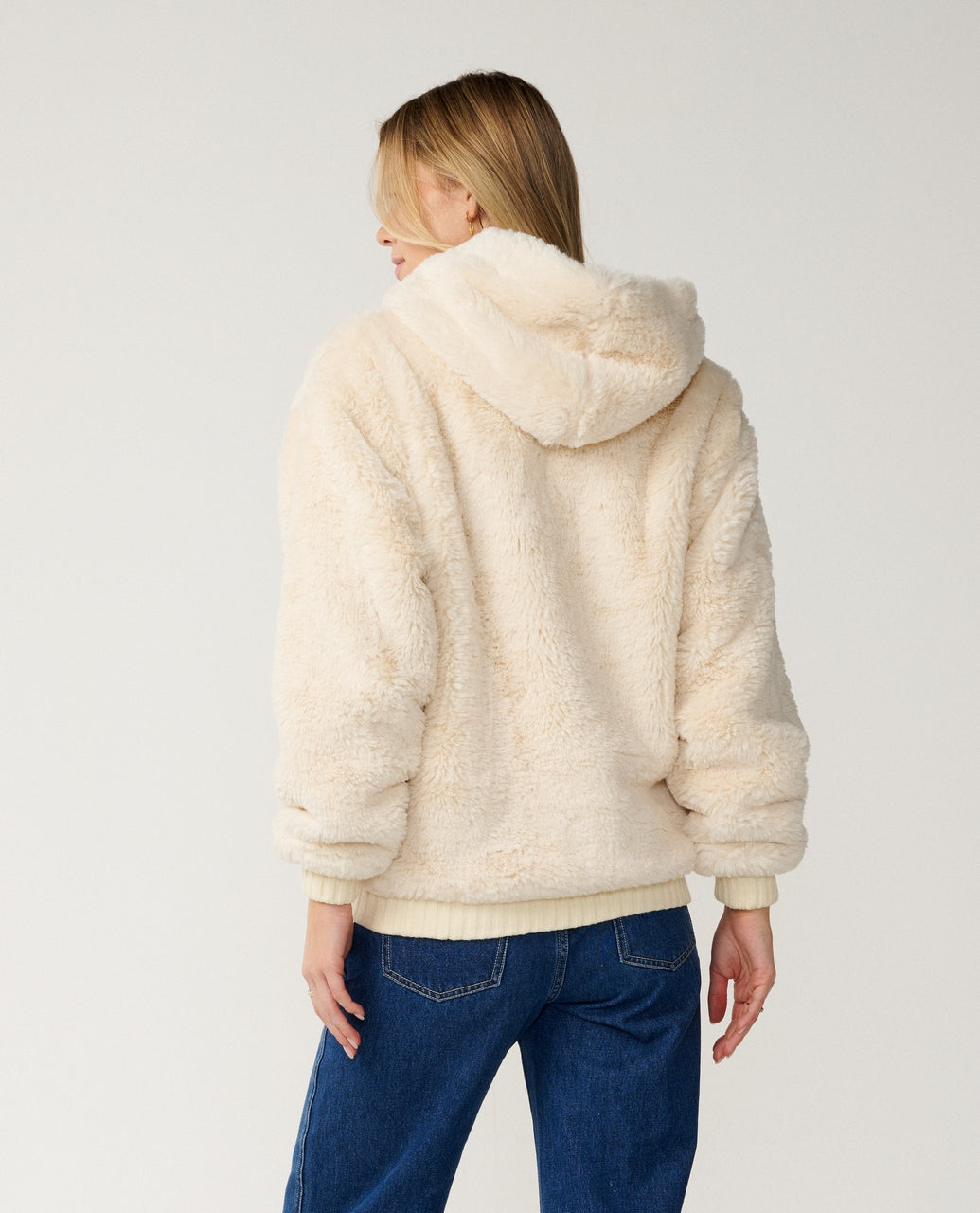 BOSSA NOVA FLUFFY POLAR FLEECE
