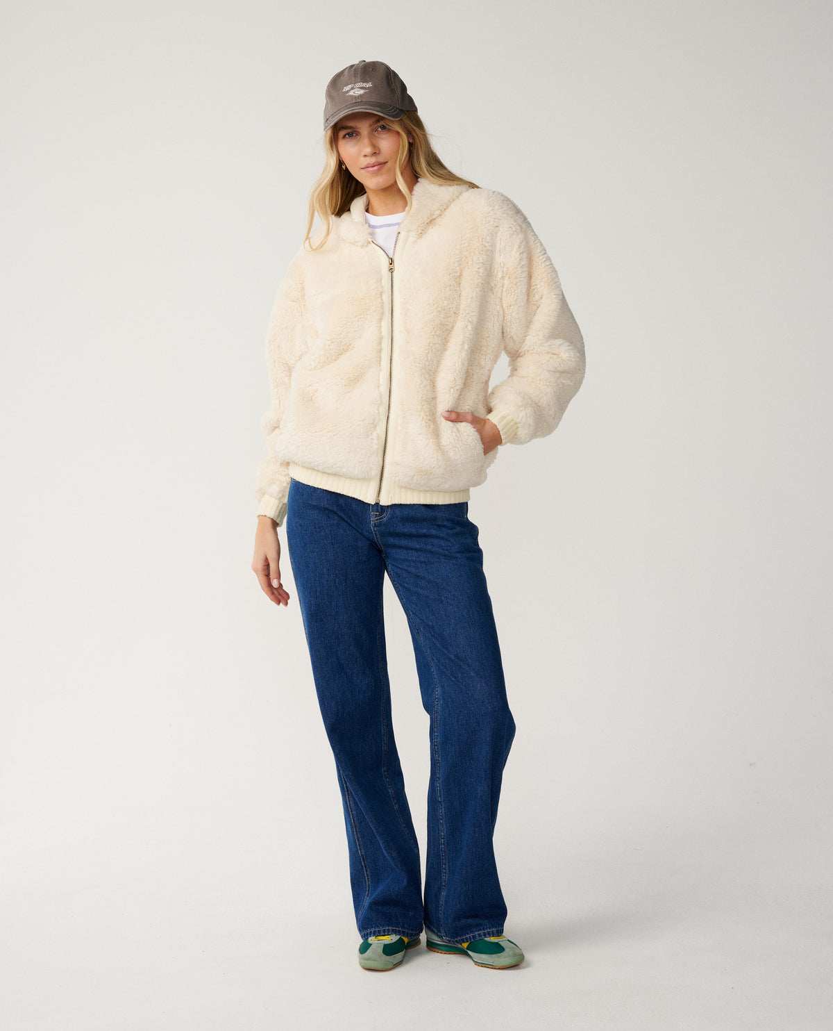 BOSSA NOVA FLUFFY POLAR FLEECE