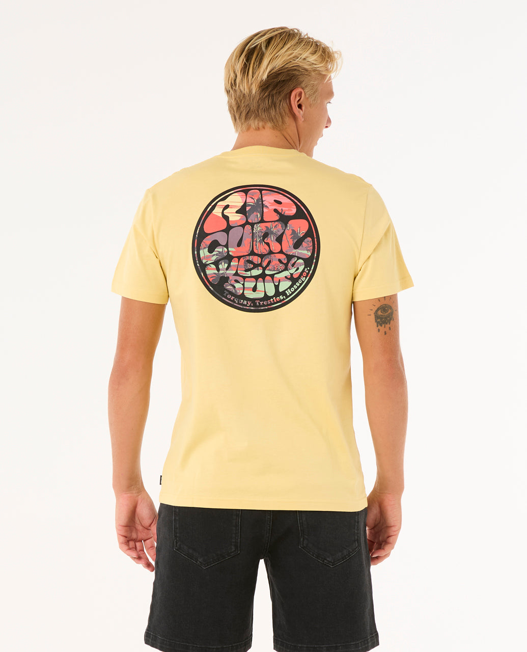 WETTIE PASSAGE ICON TEE.