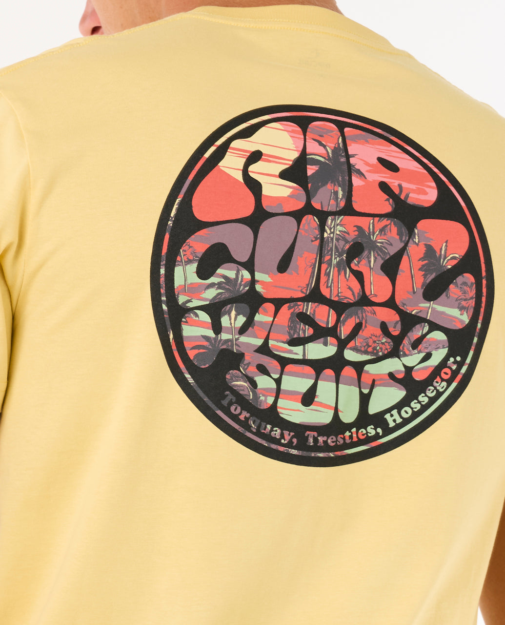 WETTIE PASSAGE ICON TEE.