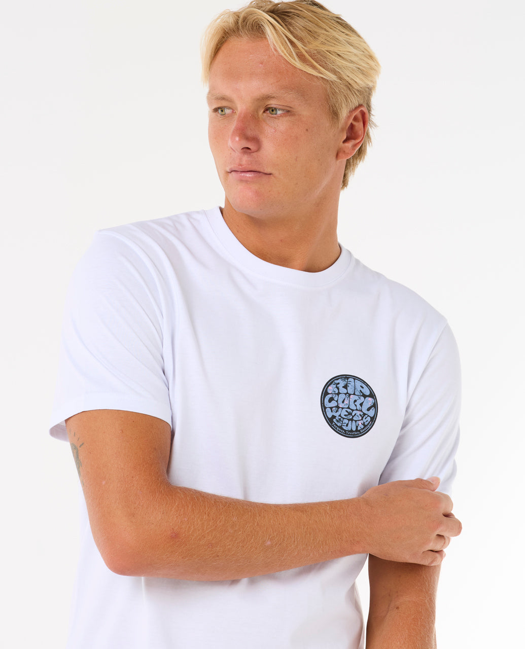 WETTIE PASSAGE ICON TEE.