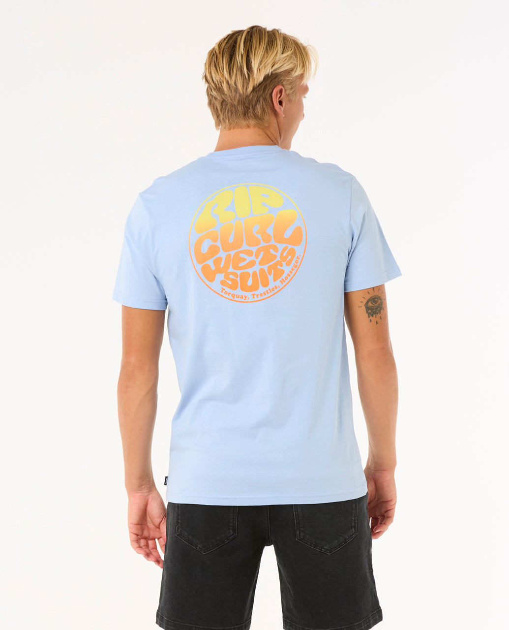 WETTIE PASSAGE ICON TEE.