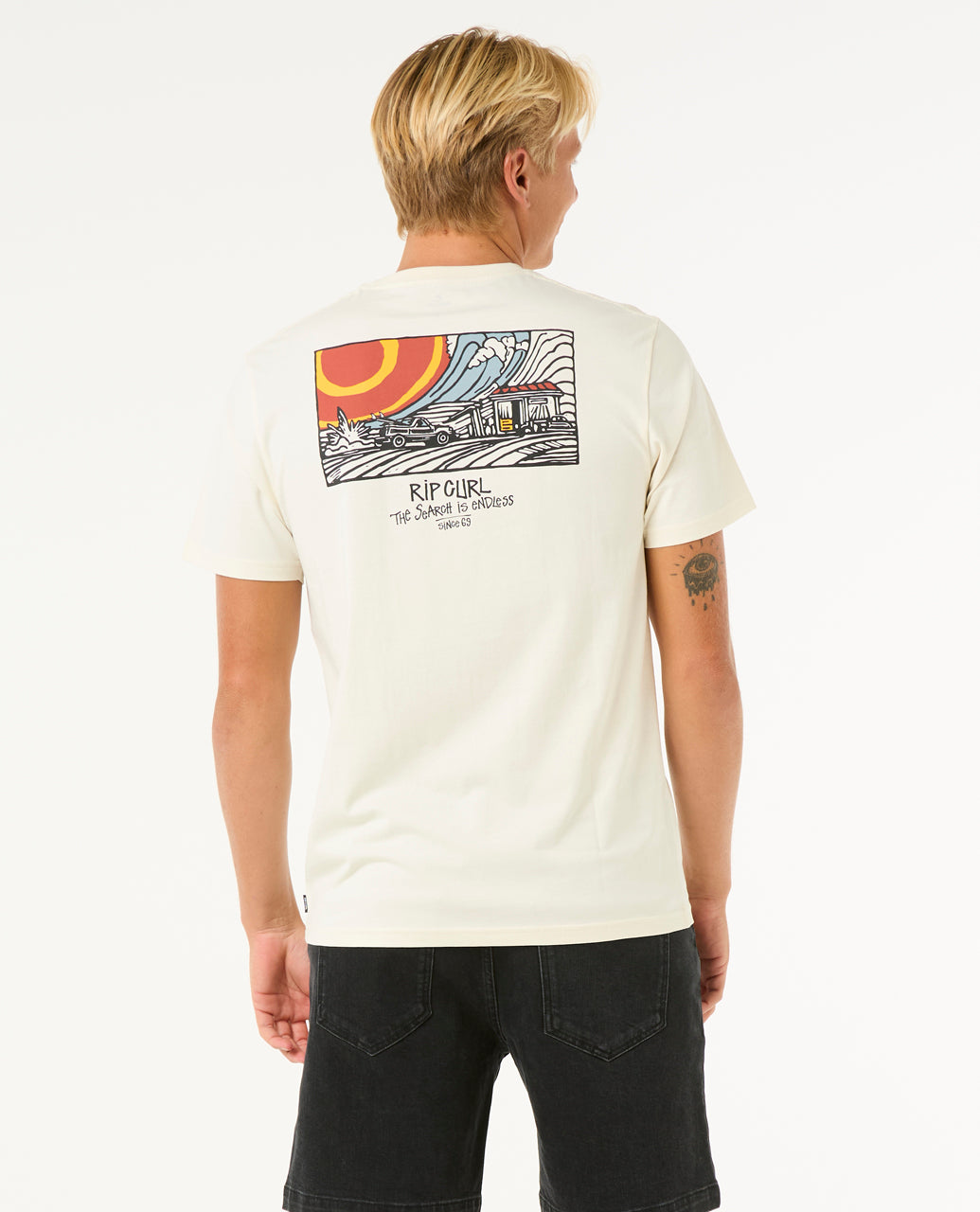 KEEP ON TRUCKING TEE
