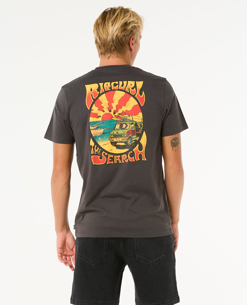 KEEP ON TRUCKING TEE