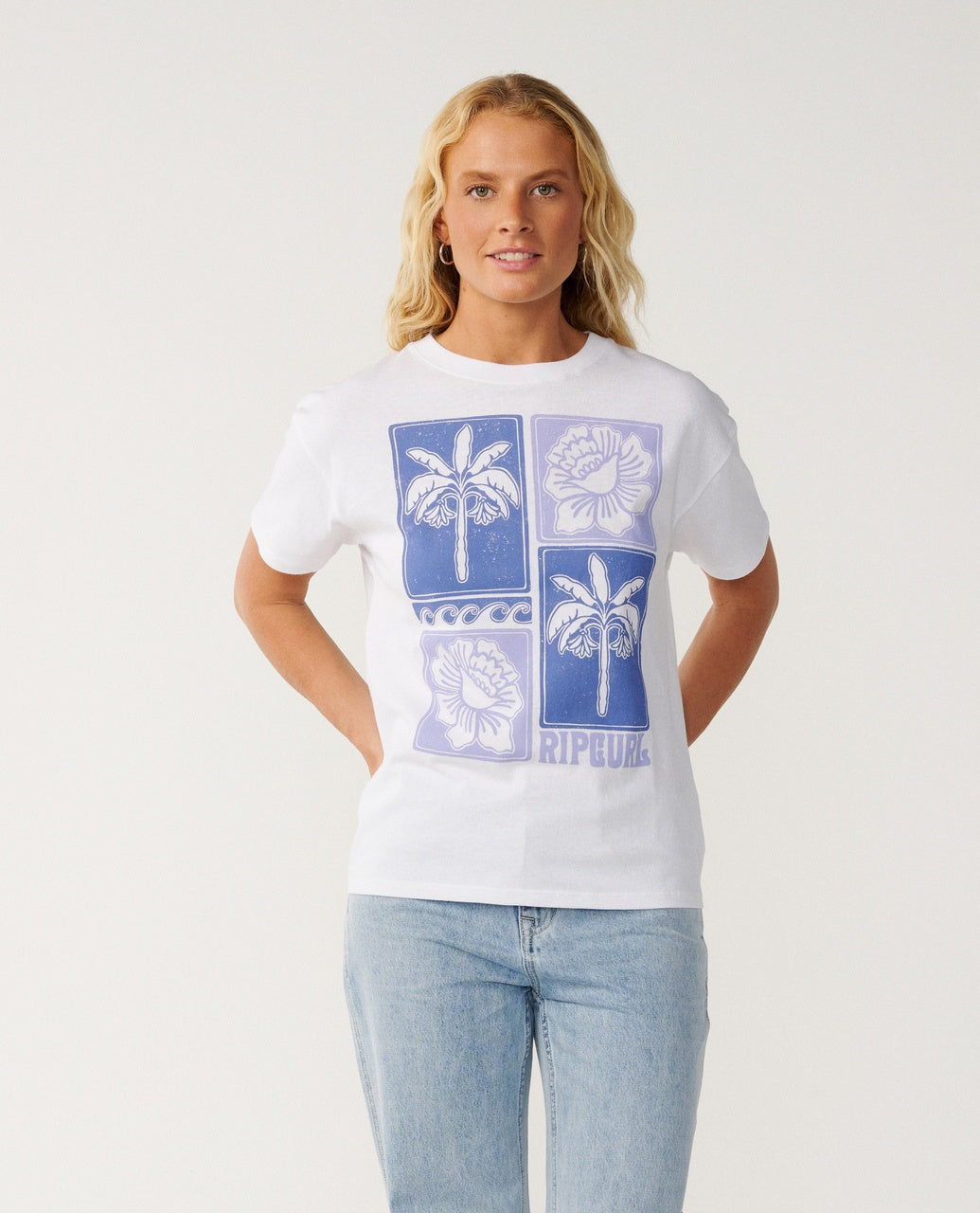 BOSSA NOVA RELAXED TEE
