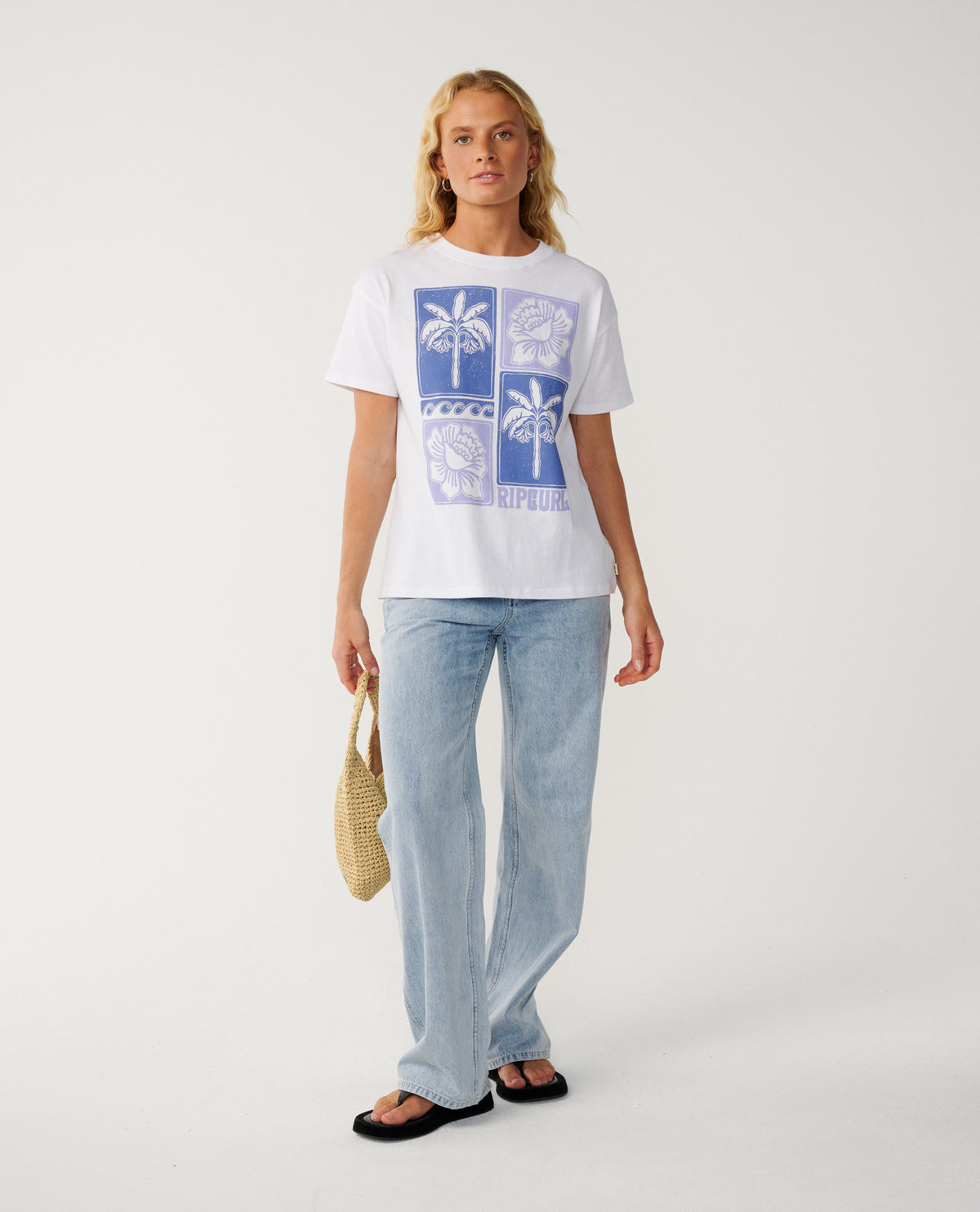 BOSSA NOVA RELAXED TEE