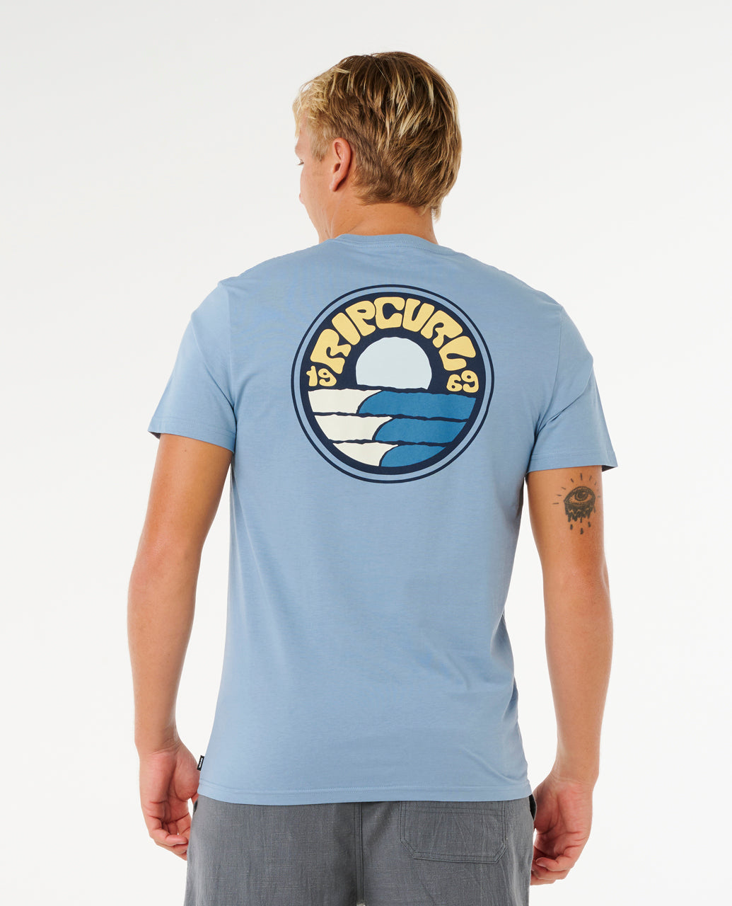 PACIFIC RINSE STACKED TEE