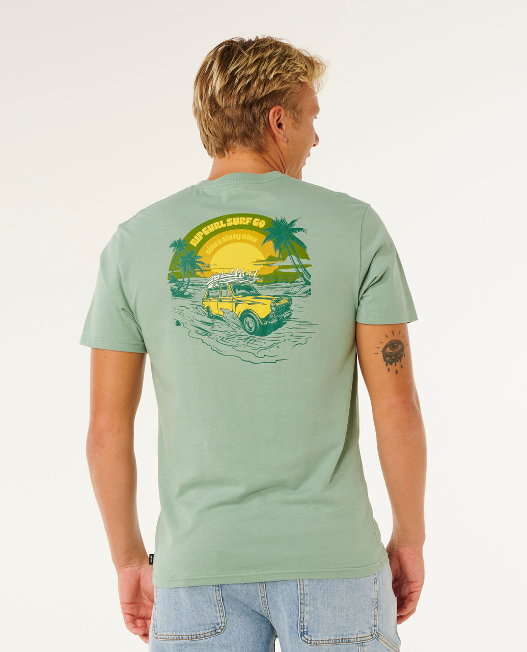 KEEP ON TRUCKING SS TEE