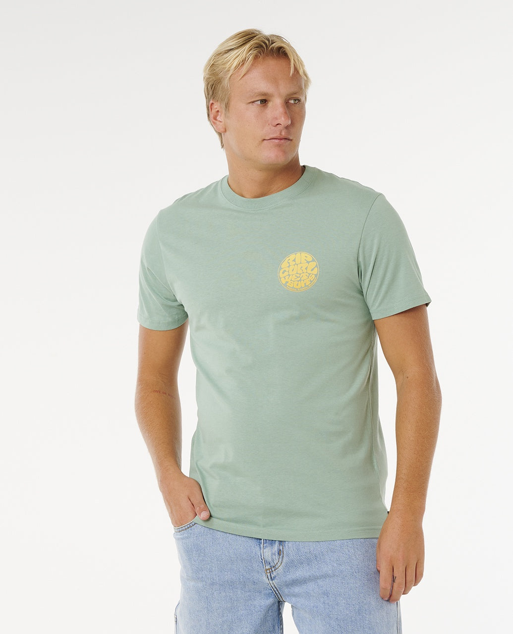 WETTIE PASSAGE ICON TEE.