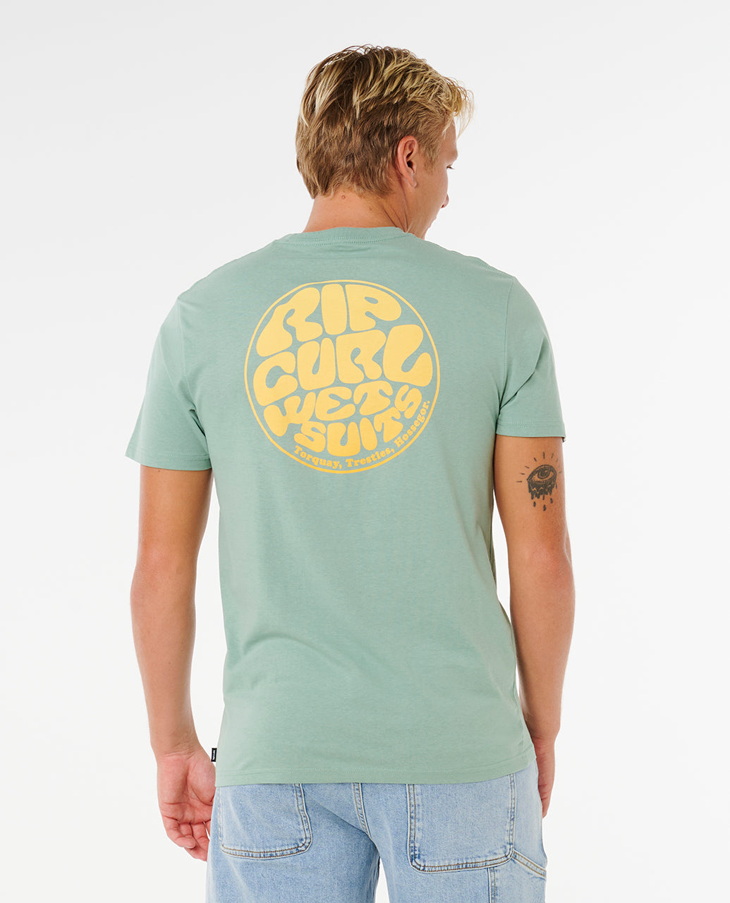 WETTIE PASSAGE ICON TEE.