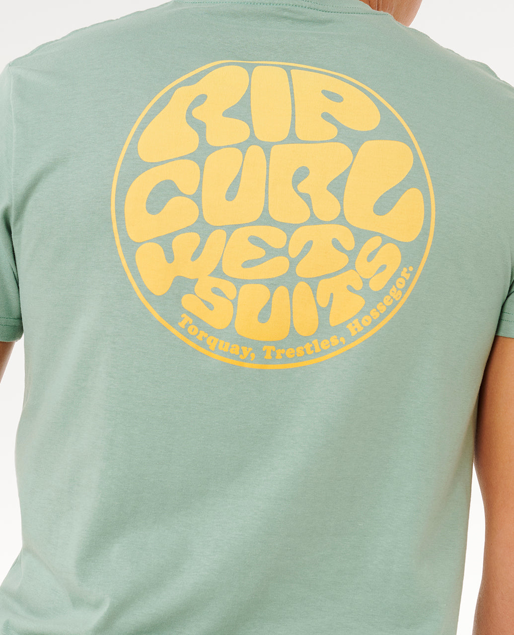 WETTIE PASSAGE ICON TEE.