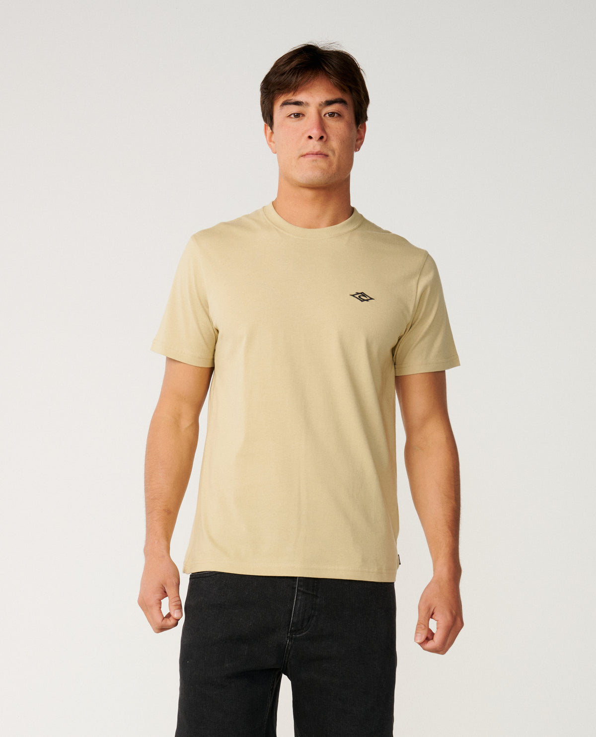 STREAMLINE EMBROID TEE
