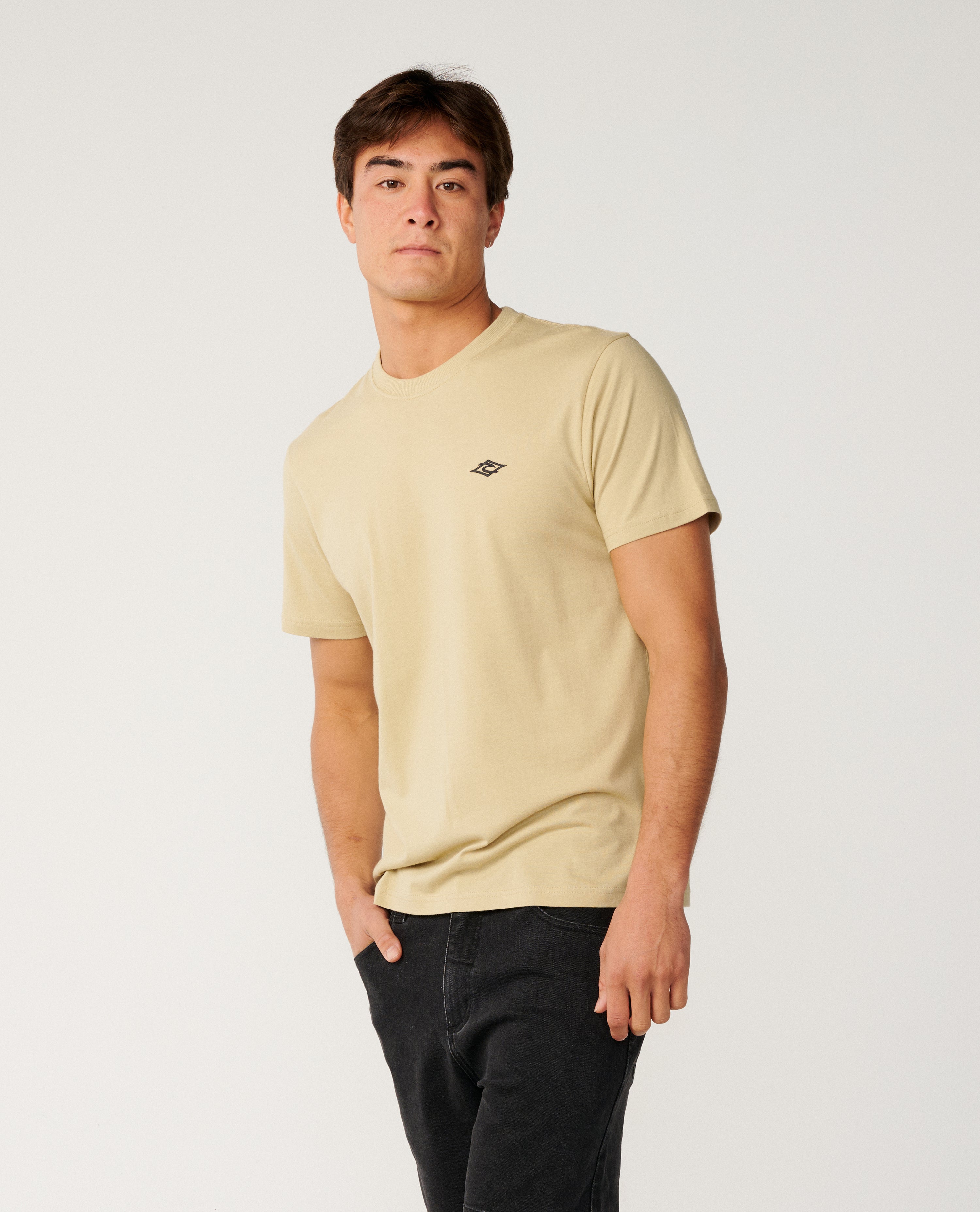 STREAMLINE EMBROID TEE