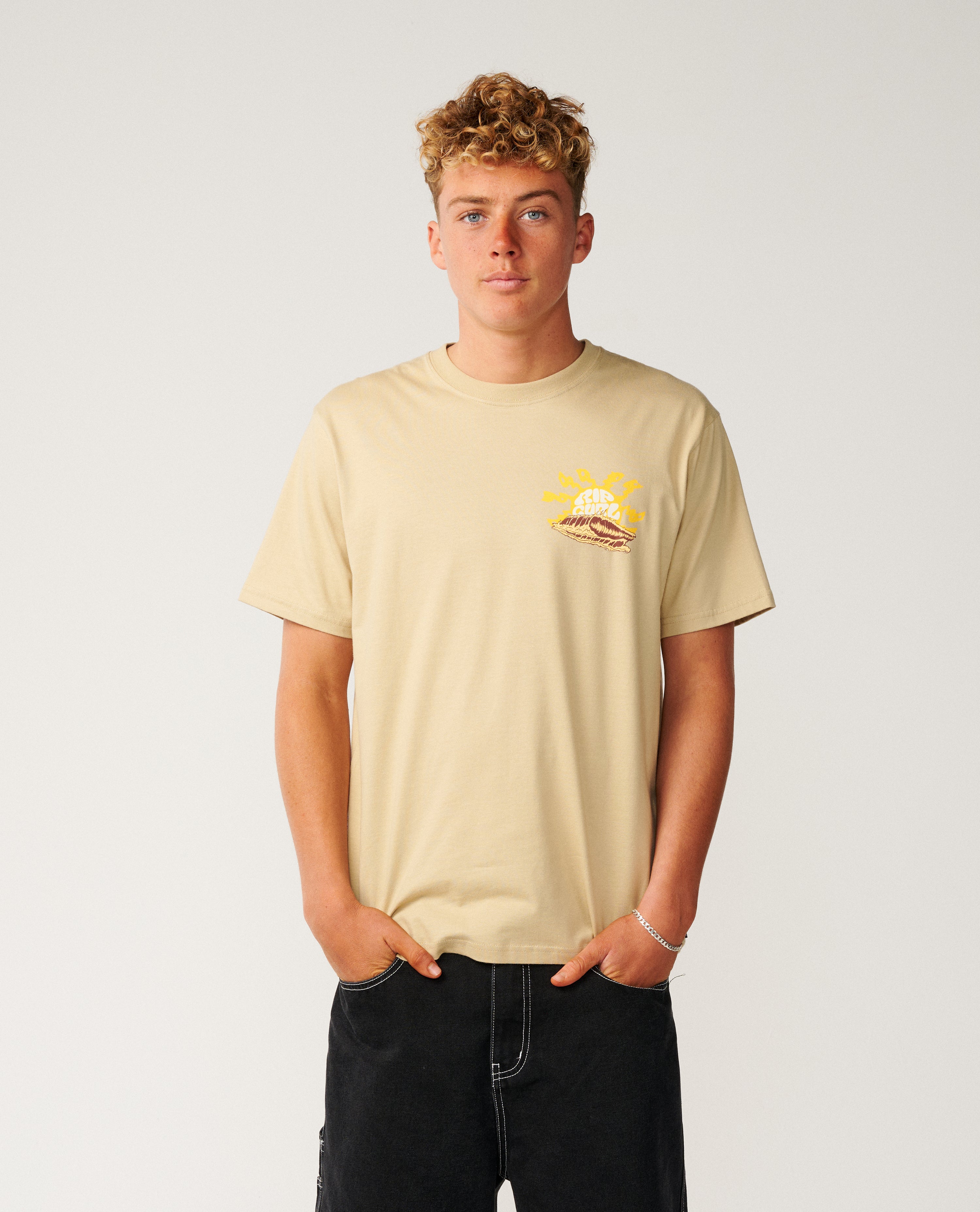SURF TRIP TEE