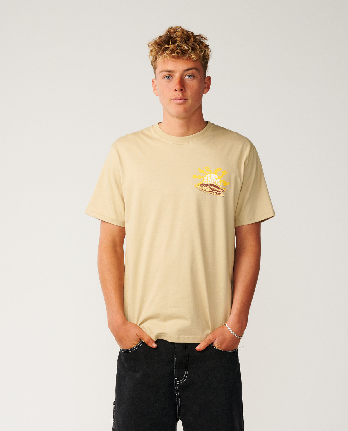 SURF TRIP TEE