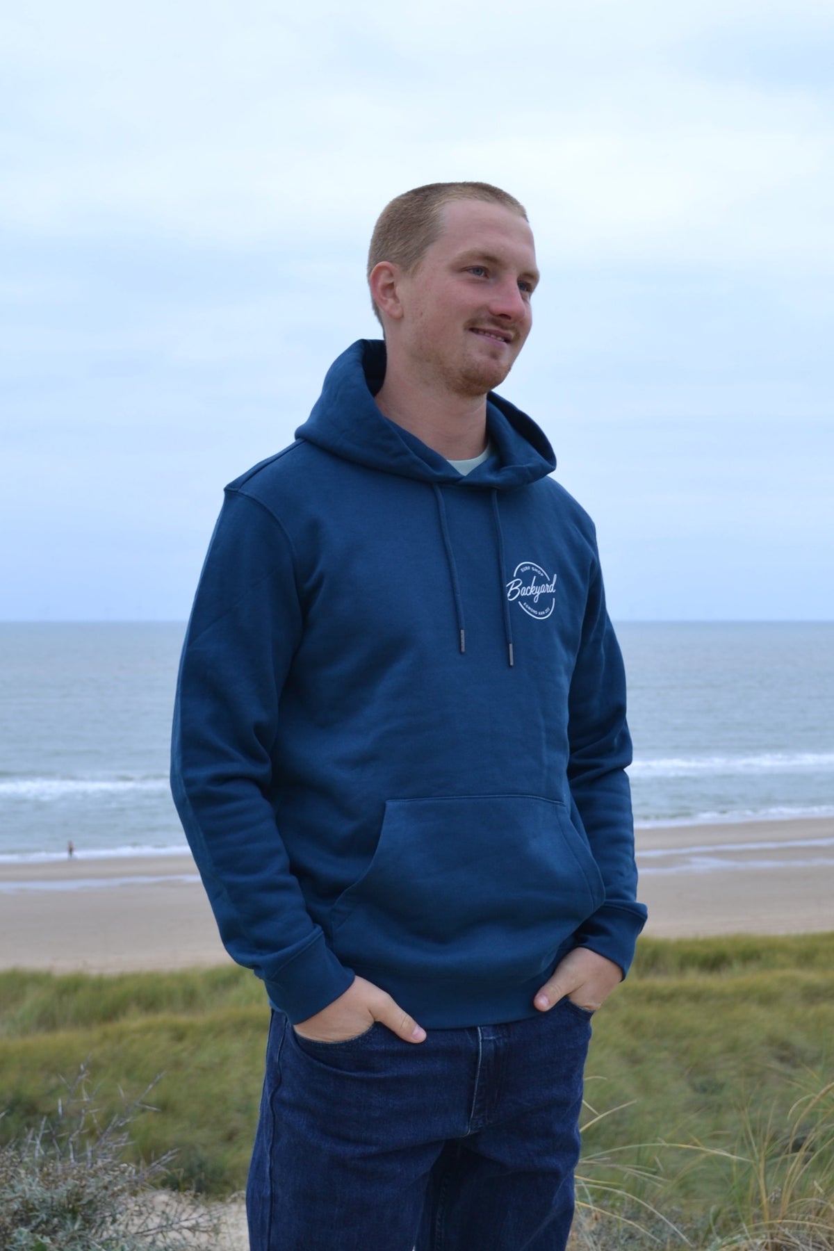 Backyard hoodie - Peacock blue