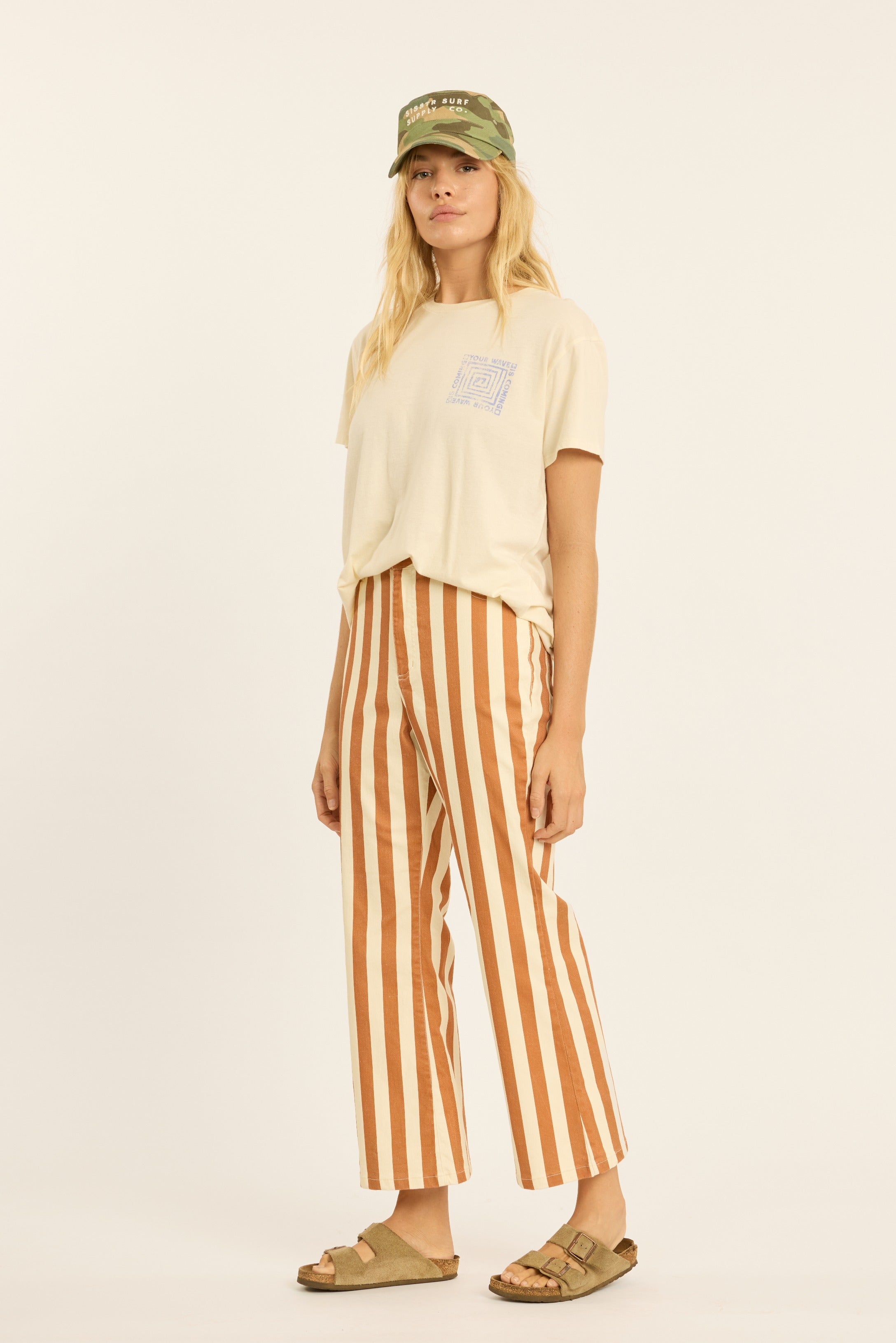SHORE THING BOYFRIEND TEE
