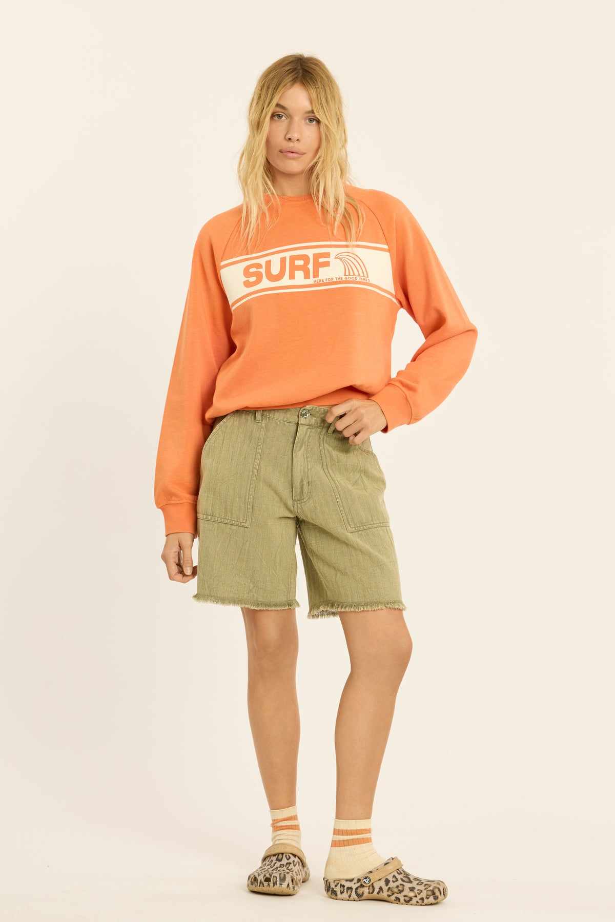 SPORTING AROUND FLEECE CREW
