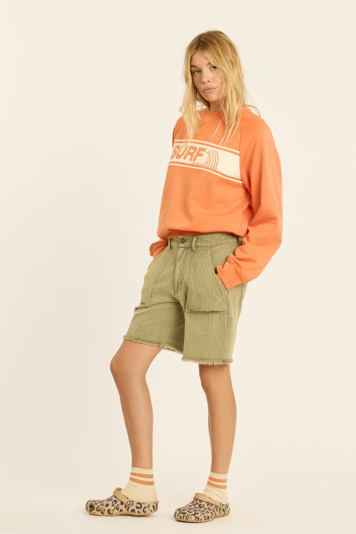 SPORTING AROUND FLEECE CREW