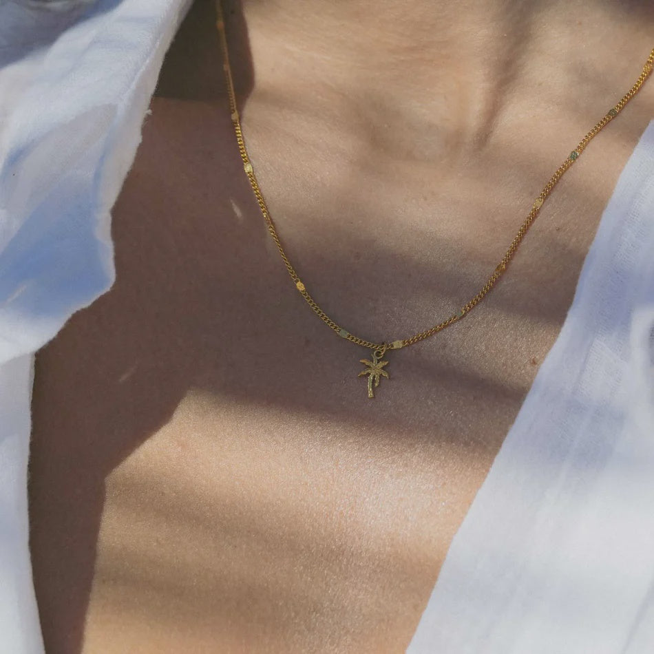 Pãlima Tree Charm Necklace